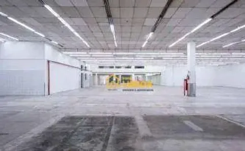 Prédio Comercial para alugar, 3610m² no Vila Paranaguá, São Paulo