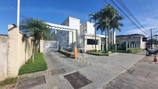 Apartamento com 2 Quartos para alugar, 43m² no Floresta, Joinville