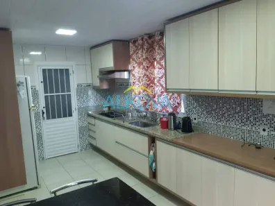 Sobrado com 2 Quartos à venda, 110m² no Dom Pedro I, São José dos Campos