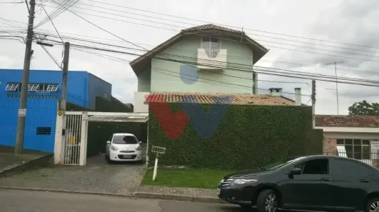 Sobrado com 3 Quartos à venda, 130m² no Tarumã, Curitiba
