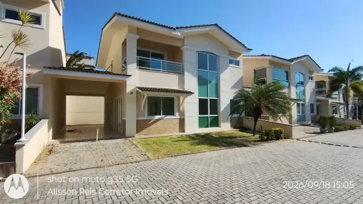 Sobrado com 4 Quartos à venda, 187m² no Lagoa Redonda, Fortaleza