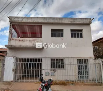 Apartamento com 3 Quartos à venda, 150m² no Alto São João, Montes Claros