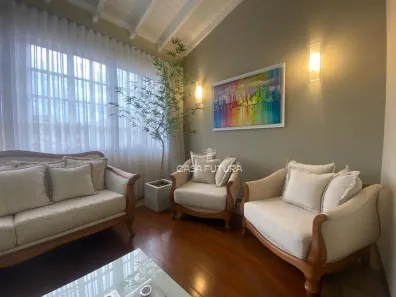 Casa com 4 Quartos à venda, 240m² no Siderópolis, Volta Redonda