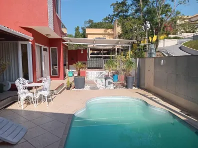 Casa de Condomínio com 3 Quartos à venda, 215m² no Badu, Niterói