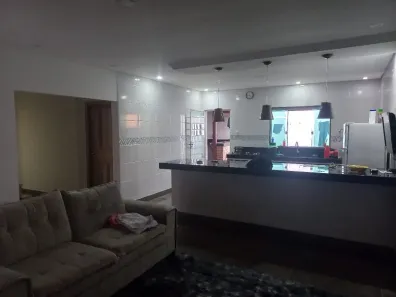 Casa com 3 Quartos à venda, 200m² no Chácara Contagem, Contagem