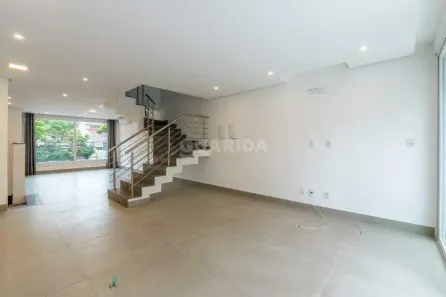 Casa com 3 Quartos para alugar, 203m² no Higienópolis, Porto Alegre