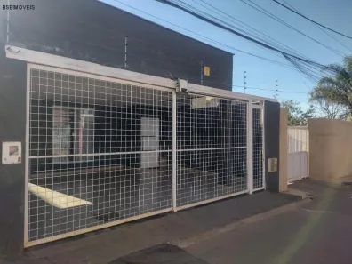 Casa com 3 Quartos para alugar, 180m² no Vila São José, Brasília
