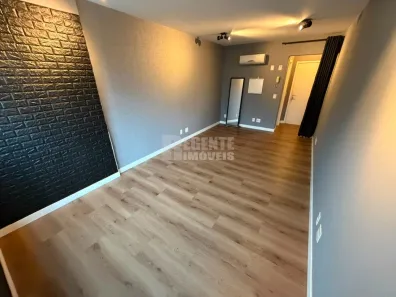 Sala Comercial para venda ou aluguel, 34m² no Trindade, Florianópolis