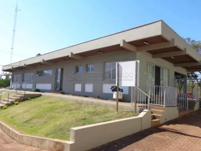 Prédio Comercial para alugar, 2345m² no Parque Industrial, Maringá