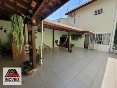 Casa com 3 Quartos à venda, 174m² no Parque Novo Mundo, Americana