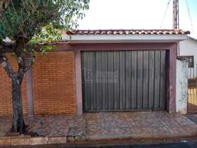 Casa com 2 Quartos à venda, 186m² no Parque Residencial Iguatemi, Araraquara