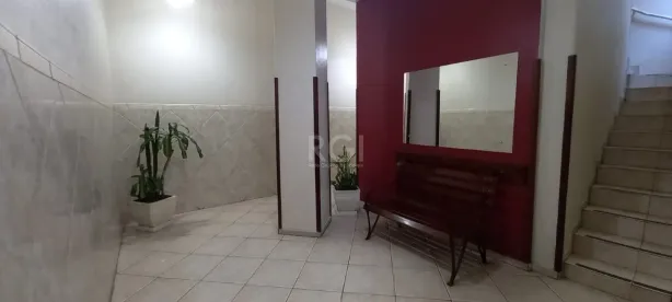 Kitnet à venda, 27m² no Floresta, Porto Alegre