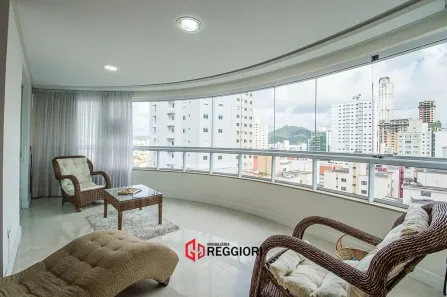 Apartamento com 3 Quartos à venda, 196m² no Centro, Balneário Camboriú