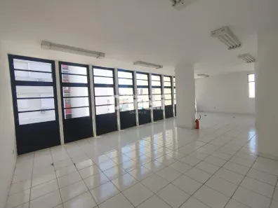 Sala Comercial para alugar, 72m² no Centro, Taubaté