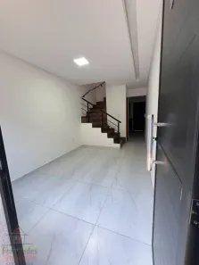 Sobrado com 2 Quartos para alugar, 58m² no Sítio do Campo, Praia Grande