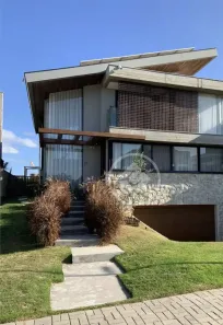 Casa de Condomínio com 3 Quartos à venda, 330m² no Morro das Pedras, Florianópolis
