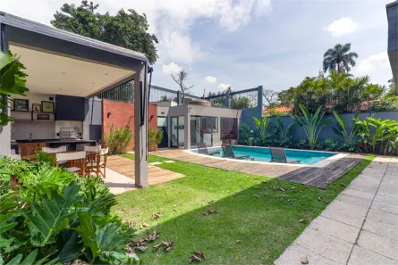 Sobrado com 4 Quartos para venda ou aluguel, 496m² no Alto de Pinheiros, São Paulo