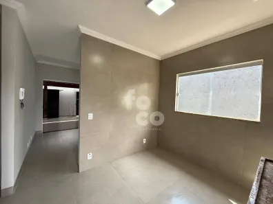 Casa com 2 Quartos à venda, 130m² no Jardim Europa, Uberlândia