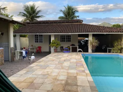 Casa com 3 Quartos à venda, 360m² no Vargem Grande, Rio de Janeiro