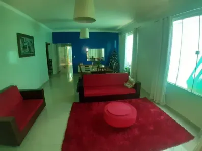 Casa com 4 Quartos à venda, 380m² no Novo Mundo, Uberlândia