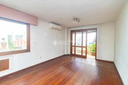 Apartamento com 3 Quartos para alugar, 135m² no Moinhos de Vento, Porto Alegre