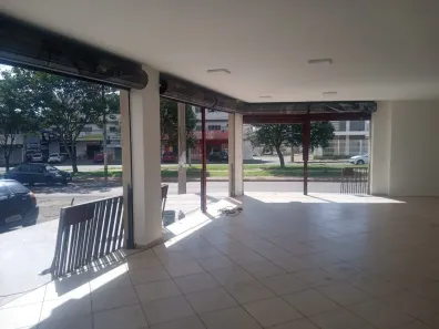Ponto Comercial para alugar, 90m² no Recanto das Emas, Brasília