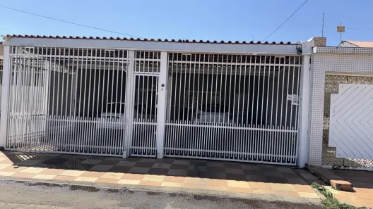 Casa com 4 Quartos à venda, 150m² no Taguatinga Norte, Brasília