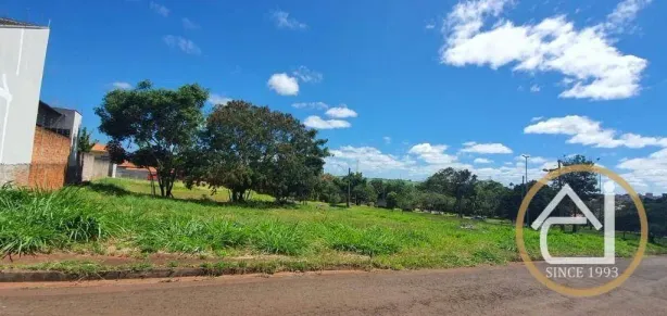 Lote/Terreno à venda, 253m² no Heimtal, Londrina