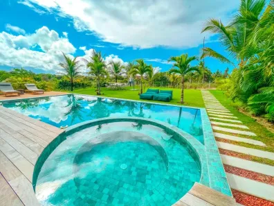 Casa de Condomínio com 6 Quartos para venda ou aluguel, 260m² no Praia do Forte, Mata de São João