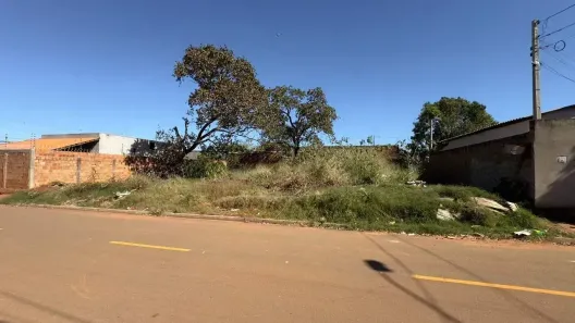 Lote/Terreno à venda, 270m² no Jardim das Violetas, Três Lagoas