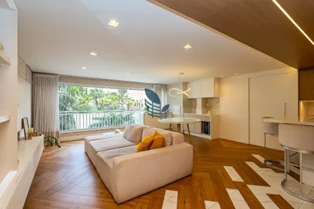 Apartamento com 3 Quartos para alugar, 107m² no Campo Comprido, Curitiba