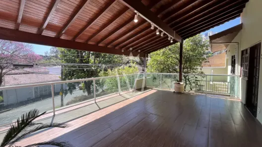 Casa com 3 Quartos para alugar, 199m² no Jardim da Serra, Jundiaí
