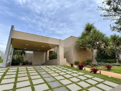 Casa de Condomínio com 3 Quartos à venda, 415m² no Jardim Village Saint Charbel, Araçoiaba da Serra