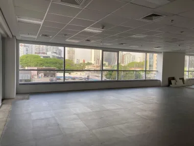 Sala Comercial à venda, 132m² no Jardim das Acácias, São Paulo