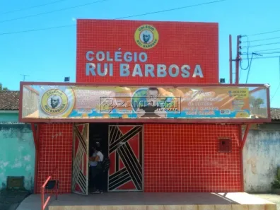 Prédio Comercial para alugar, 1250m² no Clima Bom, Maceió
