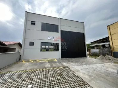 Galpão/Depósito/Armazém para alugar, 402m² no Potecas, São José