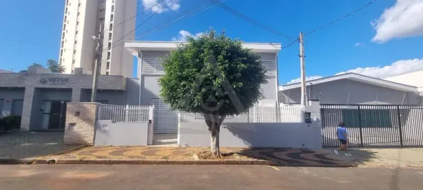 Imóvel Comercial com 4 Quartos para alugar, 200m² no Vila Nova, Campinas