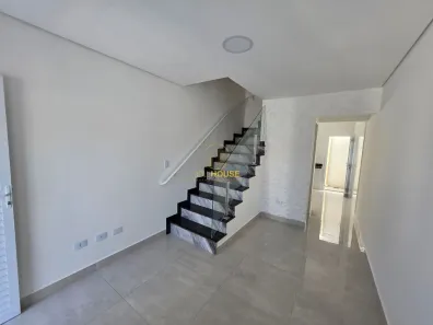Casa de Condomínio com 2 Quartos à venda, 52m² no Maracanã, Praia Grande