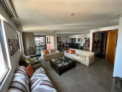 Apartamento com 2 Quartos à venda, 205m² no Meireles, Fortaleza