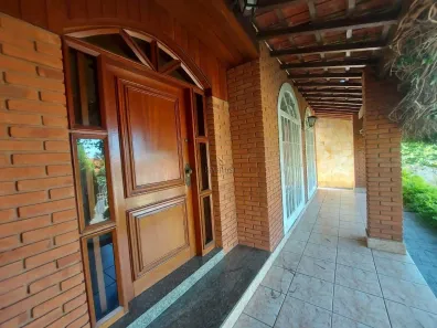 Casa com 4 Quartos para alugar, 250m² no Vila São Judas Thadeu, Botucatu