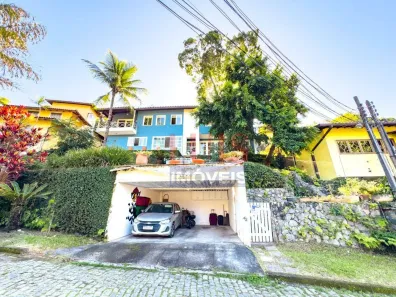 Casa de Condomínio com 3 Quartos à venda, 197m² no Mata Paca, Niterói