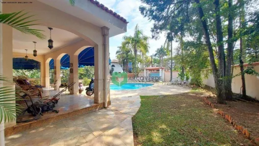 Casa com 5 Quartos para venda ou aluguel, 750m² no Jardim Guedala, São Paulo
