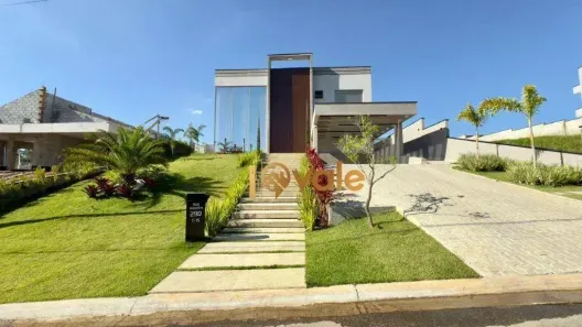 Casa de Condomínio com 3 Quartos à venda, 1000m² no Parque Residencial Jequitibá, Jacareí