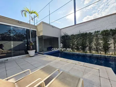 Casa de Condomínio com 3 Quartos à venda, 378m² no Laranjal, Volta Redonda