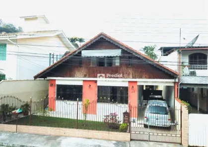 Casa com 5 Quartos à venda, 260m² no Loteamento São José, Nova Friburgo