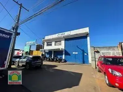 Galpão/Depósito/Armazém à venda, 604m² no Parque São João, Anápolis