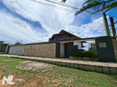Casa com 4 Quartos à venda, 1200m² no Candelária, Natal