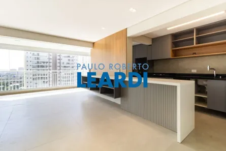 Apartamento com 2 Quartos à venda, 91m² no Vila Anastácio, São Paulo