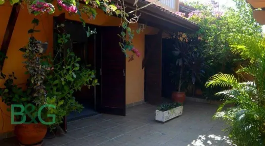 Sobrado com 5 Quartos à venda, 260m² no Jardim São Fernando, Itanhaém