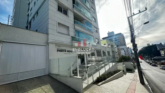 Apartamento com 2 Quartos para alugar, 70m² no Canto, Florianópolis